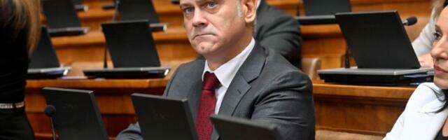 Stefanović poručio Ani Brnabić: Ne može se biti za Srbiju i mafiju istovremeno!