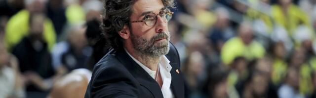 U najmanju ruku čudne reči Tomislava Tomovića: "Crvena zvezda radi vrhunski posao"