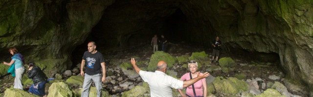 Grupa ljudi upravo je izašla iz pećine: Proveli su u njoj 40 dana bez dnevne svetlosti, satova i mobilnih telefona!