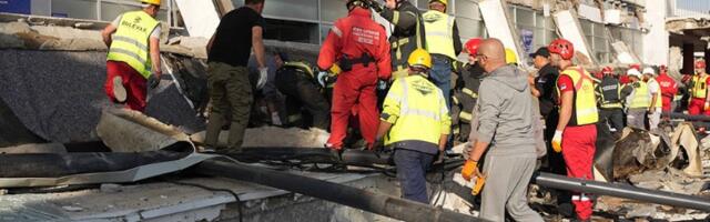 "Vučić žestoko uvredio porodice žrtava pada nadstrešnice"