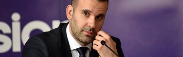 „To nije reciprocitet, Vučićević kontinuirano vređa Crnu Goru“: Premijer Spajić povodom zabrane ulaska Petru Komneniću u Srbiju