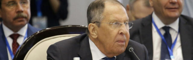Лавров позвао Русију на „здраву љутњу”: Путин не скрива да је ситуација озбиљна
