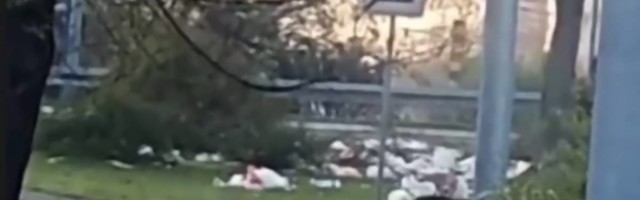 Studenti ponovo zatrpavaju Beograd smećem: prave korona žurke, a iza sebe ostavljaju krš koji treba drugi da čiste
