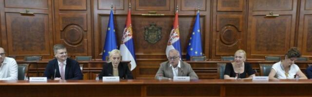 Vesić sa predstavnicima SKONUS-a o proširenju studentske prakse