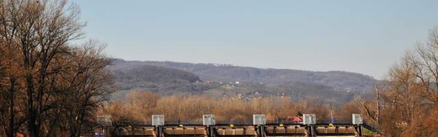 Pronađeno beživotno telo muškarca koji je jutros skočio u Moravu