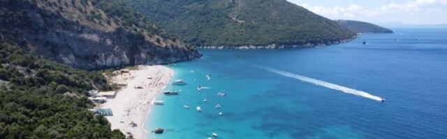 Jana otišla na more u Albaniju, pa pokazala šta je sve tamo KUPILA za 10 EVRA: Ljudi ZANEMELI (VIDEO)