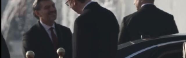 VUČIĆ OBJAVIO SNIMAK S DOČEKA KAVELAŠVILIJA Svi volimo Gruziju i to će moći da oseti na svakom mestu (VIDEO)