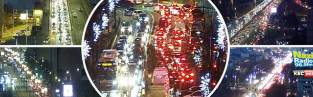 TOTALNI KOLAPS, BEOGRAD STOJI! Popodnevni špic krenuo usred dana, MOSTOVI SE NE VIDE OD VOZILA! Evo gde su najveći čepovi!