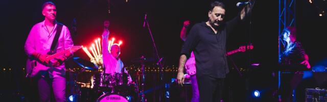 PEVAČ POSTAO DEDA PO PETI PUT, PA PORUČIO: U ogledalu vidim spodobu, a mislim da sam mladić