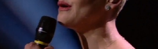 Legendarna Mariza odala počast kraljici portugalske muzike Amaliji Rodrigež (FOTO/VIDEO)