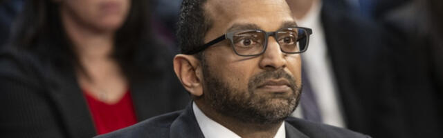 Директор ФБИ тужи лист који тврди да он има проблем са алкохолом