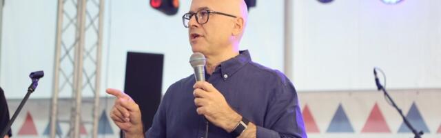 Vučević u Novom Žedniku: Srbija je na nogama, nisu uspeli da je bace u blato i unište