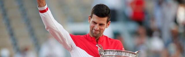 Novak Đoković može i bez vakcine da igra na Rolan Garosu