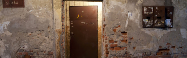 Nasledila je stan od majke, a samo dan kasnije pronašla je podrumu torbu, sadržaj unutra zauvek joj je promenio život!