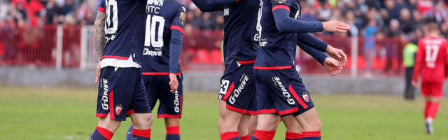Francuzi ponovo pratili fubalera Crvene zvezde (Foto)