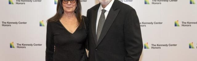 Nik Rajner, sin ubijenog režisera Roba Rajnera i njegove supruge Mišel, uhapšen i optužen za ubistvo