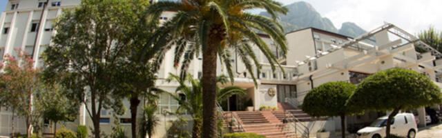 Преминуо студент који је пао са четвртог спрата дома у Котору