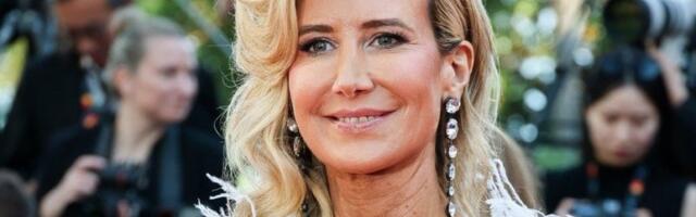 Sevnule bradavice u Kanu: Skandalozna haljina zapalila crveni tepih - provokacija na vrhuncu (FOTO)
