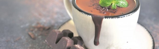 TOPLA ČOKOLADA SA ĐUMBIROM! Pomaže kod prehlade, a možete da je pijete i kada poželite nešto slatko