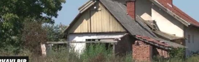 MEŠTANI OTKRILI DETALJE TRAGEDIJE KOD RAČE: Ljiljana ubila Dobricu letvom, pa otišla u komšiluk i rekla im da je umro!