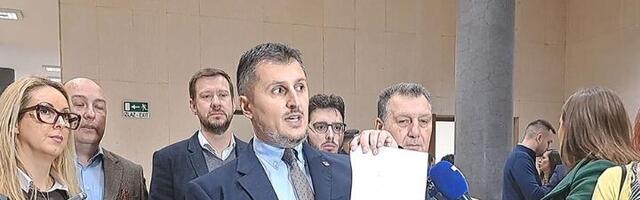 Pavlović: Da li Grad Beograd dodeljuje milionske ugovore po stručnosti ili po kumstvu?