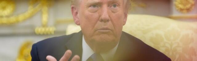 ZASPAO? POD LEKOVIMA JE? DOSADNO MU JE? Snimak Trampa usred sastanka u Beloj kući zapalio mreže (VIDEO)