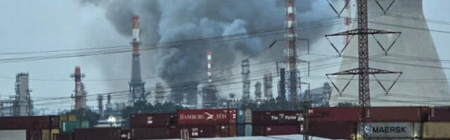 Погођена израелска рафинерија нафте у Хаифи