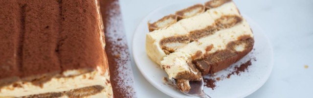 Brzi tiramisu - kremasto zadovoljstvo koje se sprema za tili čas