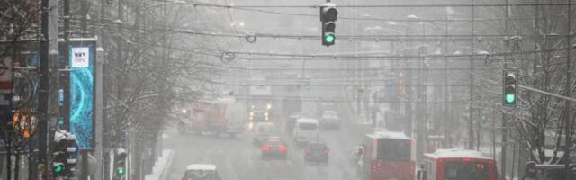 Svi pričaju o zimskim gumama, a niko ne pominje da ćete platiti kaznu ako nemate ovo: Policija uvek to proverava!