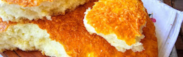 Domaćinska pogača koju ćete obožavati: Starinski recept koji uspeva svima, ko jednom proba poželeće ponovo