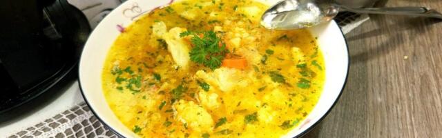 Vitaminska bomba: Posna čorba sa povrćem i pirinčem za oporavak tela (FOTO/VIDEO)