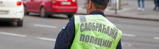 STARAC (75) VOZIO SA 4,38 PROMILA ALKOHOLA U KRVI Određeno mu zadržavanje zbog nasilničke vožnje