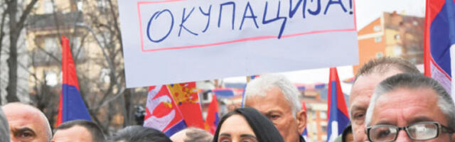 Срби у гето, Албанци на Запад