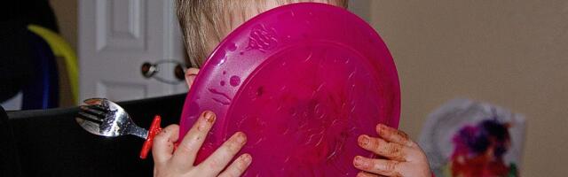 Radosno detinjstvo: Netačno da izbacujemo voće iz užine za decu