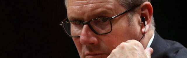 Аракчи: Стармер игнорише грађане и увлачи Британију у рат