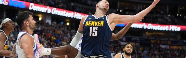 Igra se košarke i piše istoriju - samo je jedan igrač uradio ovo pre Jokića