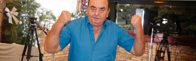"Ne znam zašto je to uradila, pored mene je imala sve" Žena čuvenog pevača POPILA ŠAKU TABLETA - jezivi prizor u domu nikada nije PREVAZIŠAO: "Našao sam je na podu..."