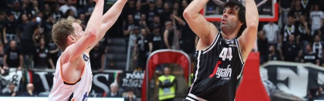 Pred perfektnim Teodosićem i društvom pala i Budućnost
