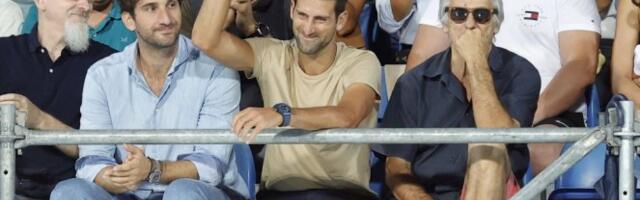 LEGENDA NA OPROŠTAJU LEGENDI! Novak došao da se POKLONI ŠESTORICI VELIČANSTVENIH!