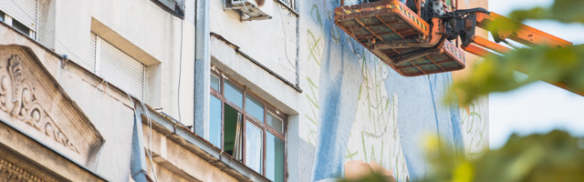 “KORENI BALKANA”: Ekološki mural oplemenio izgled Dorćola