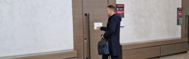 Кандидат близак Загорки Доловац представио програм без присуства струке и медија