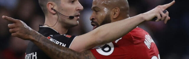 ​Маркао суспендован са шест мечева због вређања судије