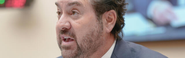 Preminuo Mark Brnović