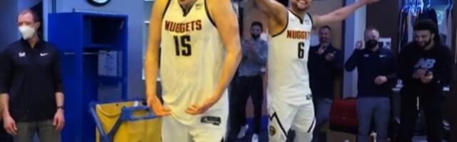 Fešta u svlačionici Denvera zbog Jokićeve partije sezone! Čim je Nikola zakoračio, NASTALA JE LUDNICA: Zbog toga si MVP! /VIDEO/