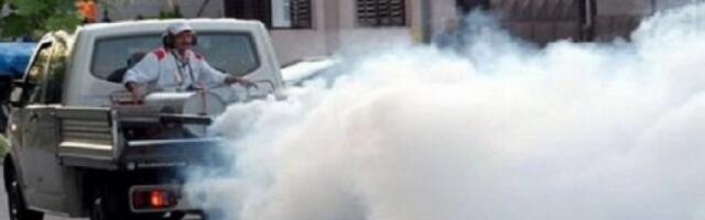 NAPADNUTI RADNICI DOK SU ZAPRAŠIVALI KOMARCE! Grupa nasilnika oštetila vozilo, INTERVENISALA POLICIJA