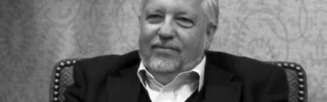 Preminuo Den Simons, jedan od najznačajnijih autora naučne fantastike i horora