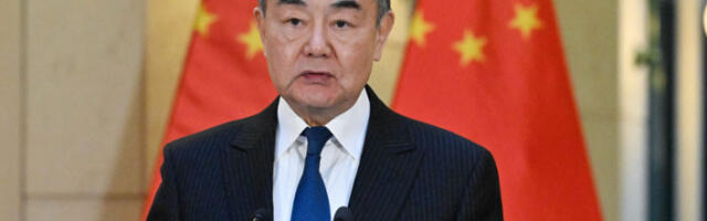 Ванг Ји: Кина позива на хитан прекид војних операција на Блиском истоку