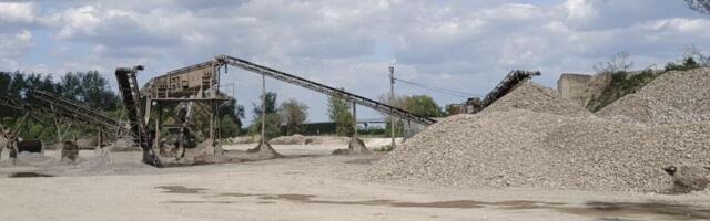 OSUMNJIČEN ZA OŠTEĆENJE ŽIVOTNE SREDINE: Uhapšen Lozničanin, protivzakonito organizovao eksploataciju i separaciju mineralnih sirovina