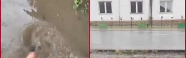 Nevreme razorilo Trstenik: Voda ušla skoro u kuće, dvorišta potopljena (VIDEO)