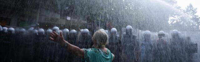 Nekoliko povređenih u sukobu demonstranata s policijom u Tirani